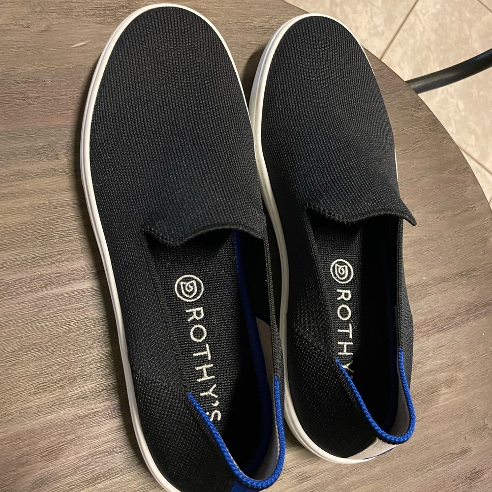 WORN TWICE Size 7.5 Black Rothy’s Slip-on Sneakers